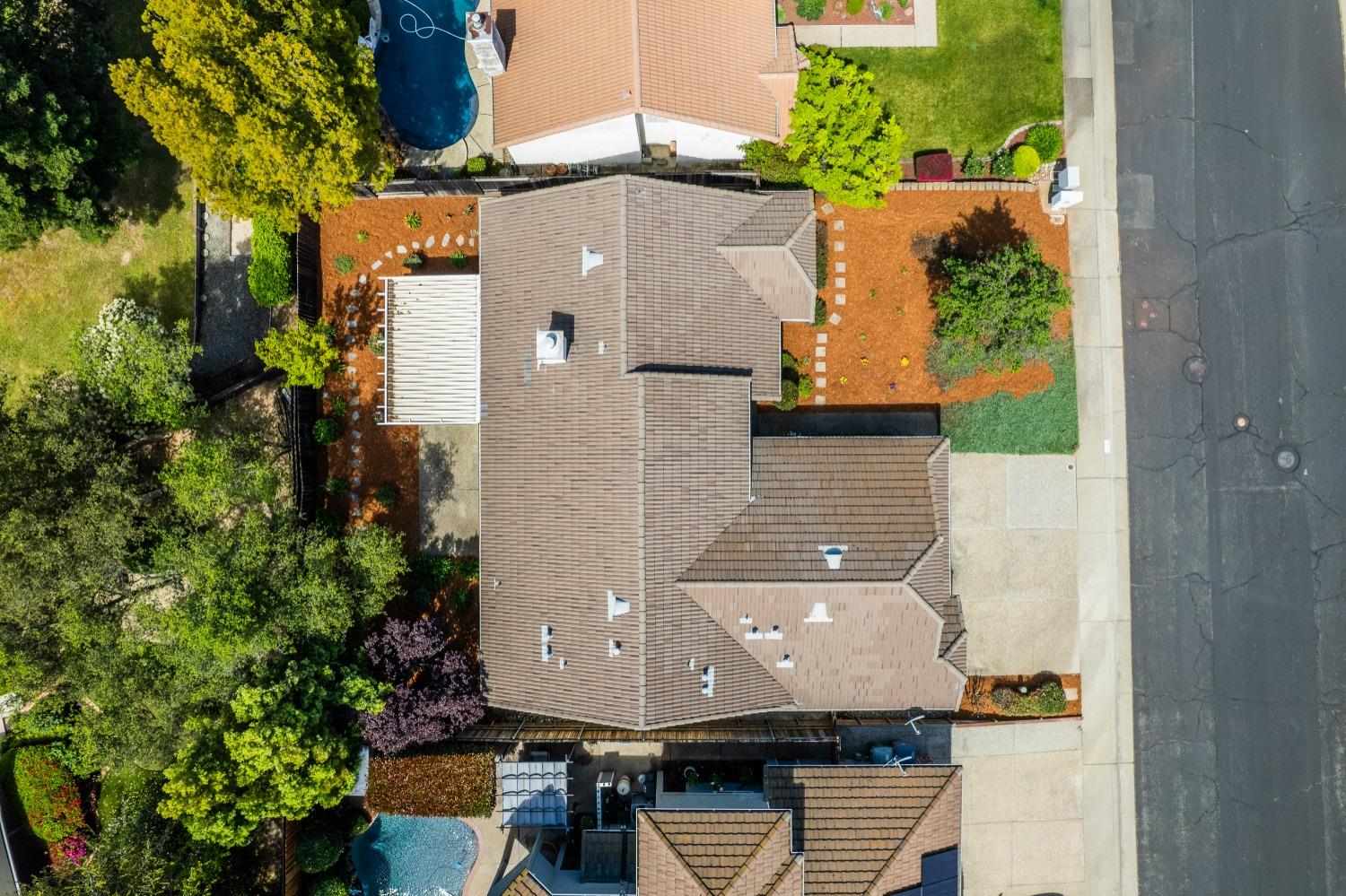 5606 Montclair Circle