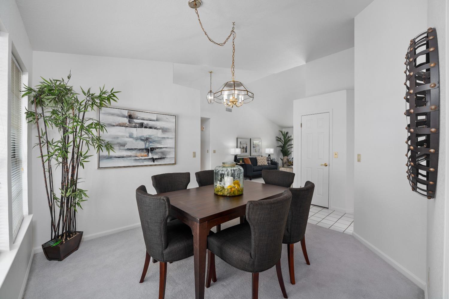 5606 Montclair Circle