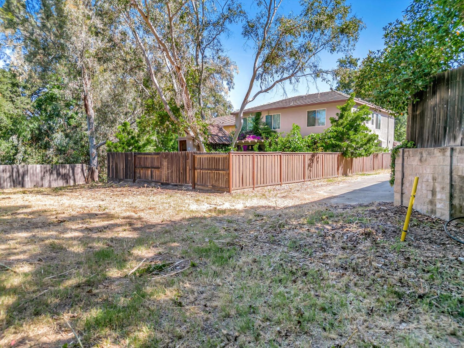 8091 Village Estates Lane