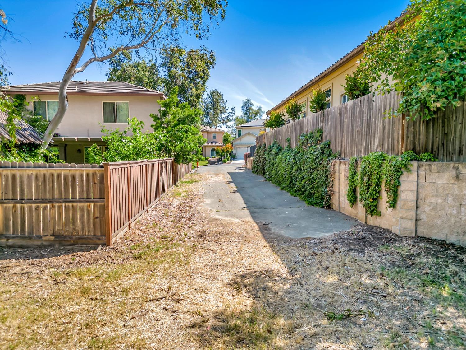 8091 Village Estates Lane