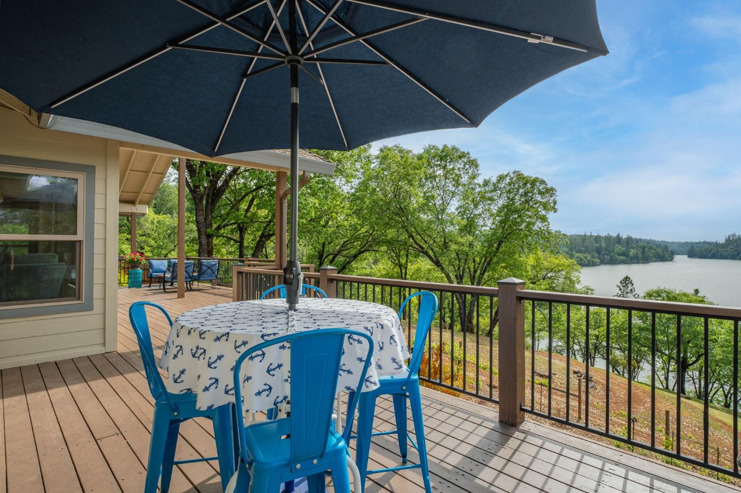 2555 Lake Van Giesen Road