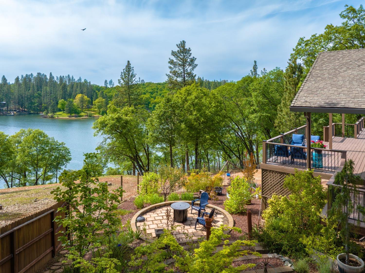 2555 Lake Van Giesen Road