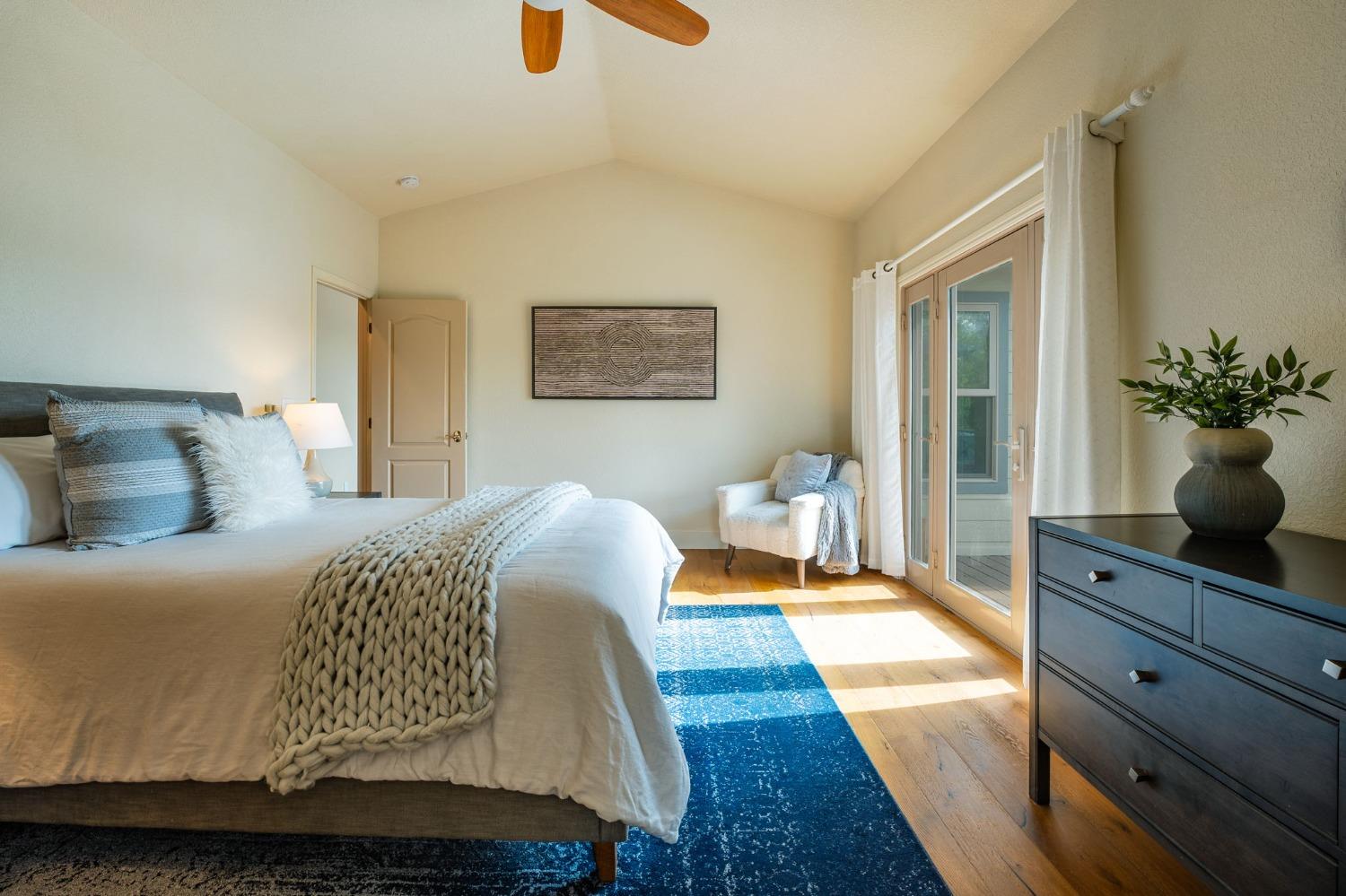 2555 Lake Van Giesen Road