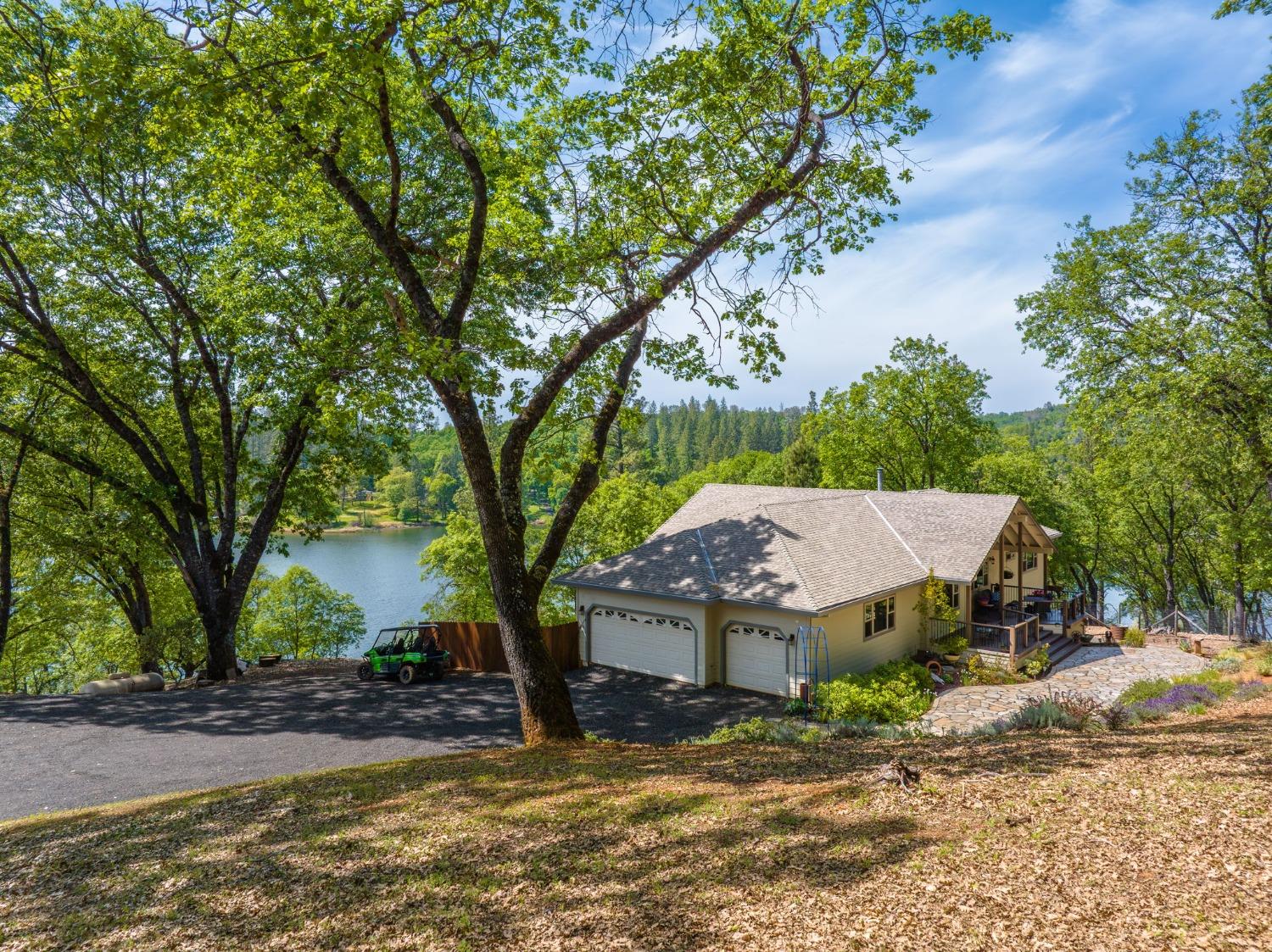 2555 Lake Van Giesen Road