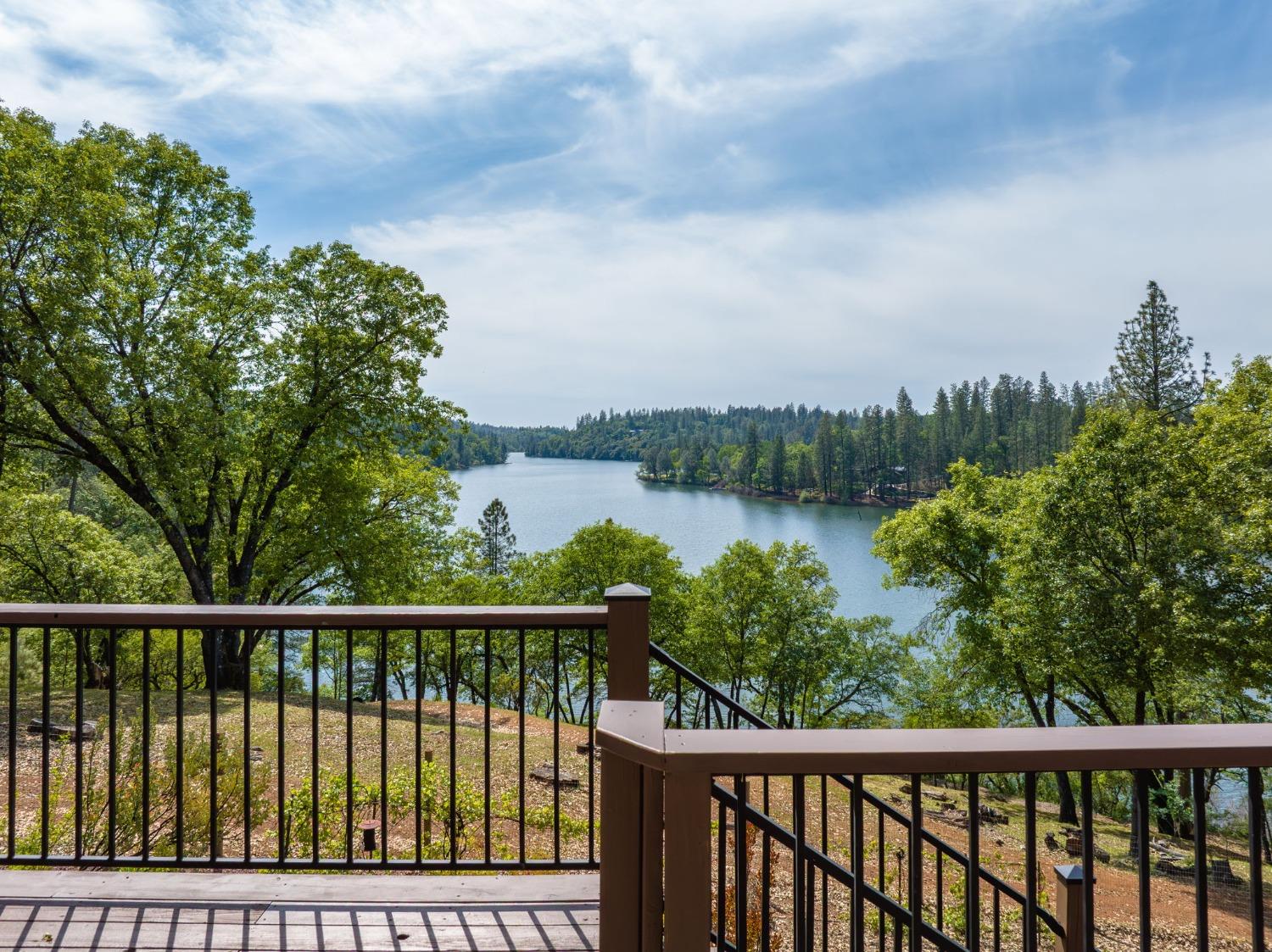 2555 Lake Van Giesen Road