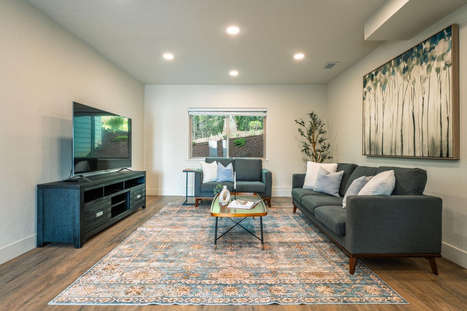 2555 Lake Van Giesen Road