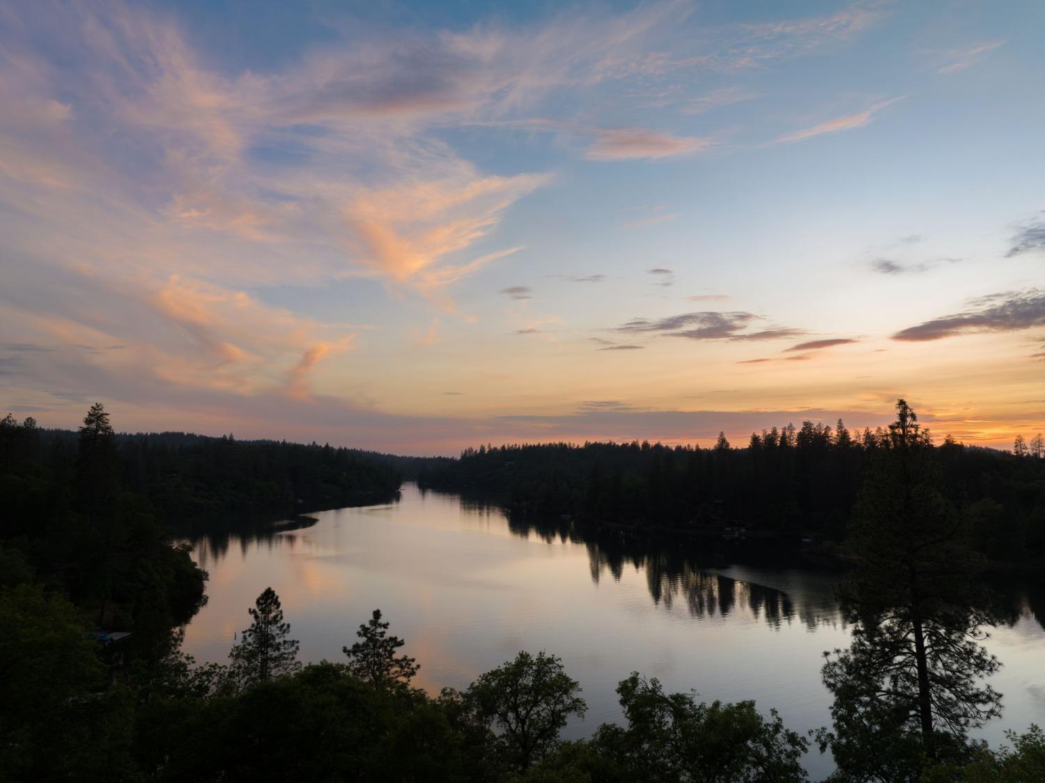 2555 Lake Van Giesen Road