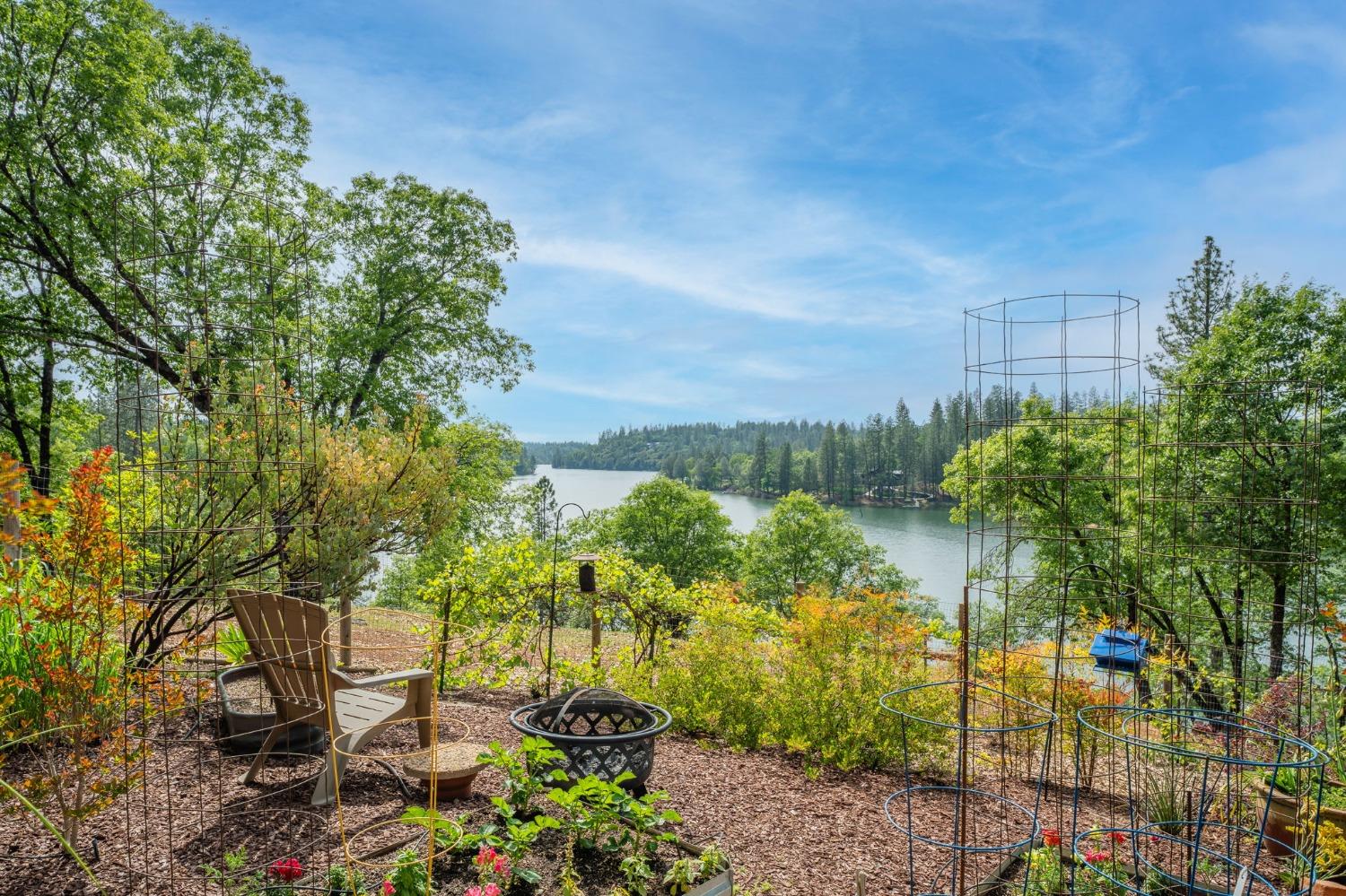 2555 Lake Van Giesen Road