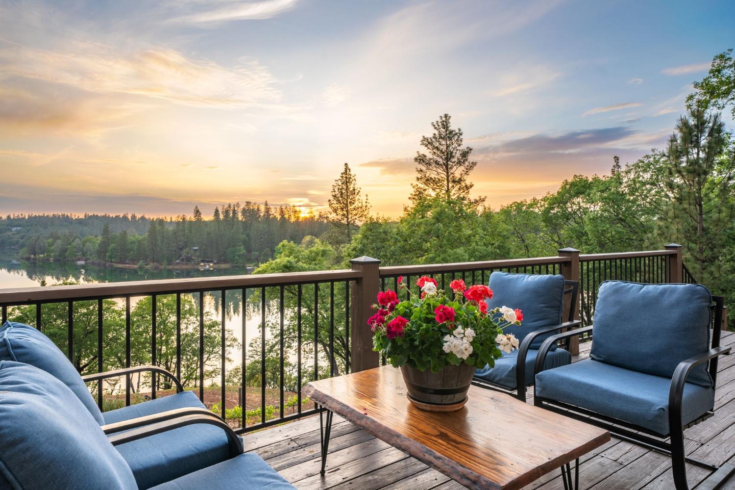 2555 Lake Van Giesen Road