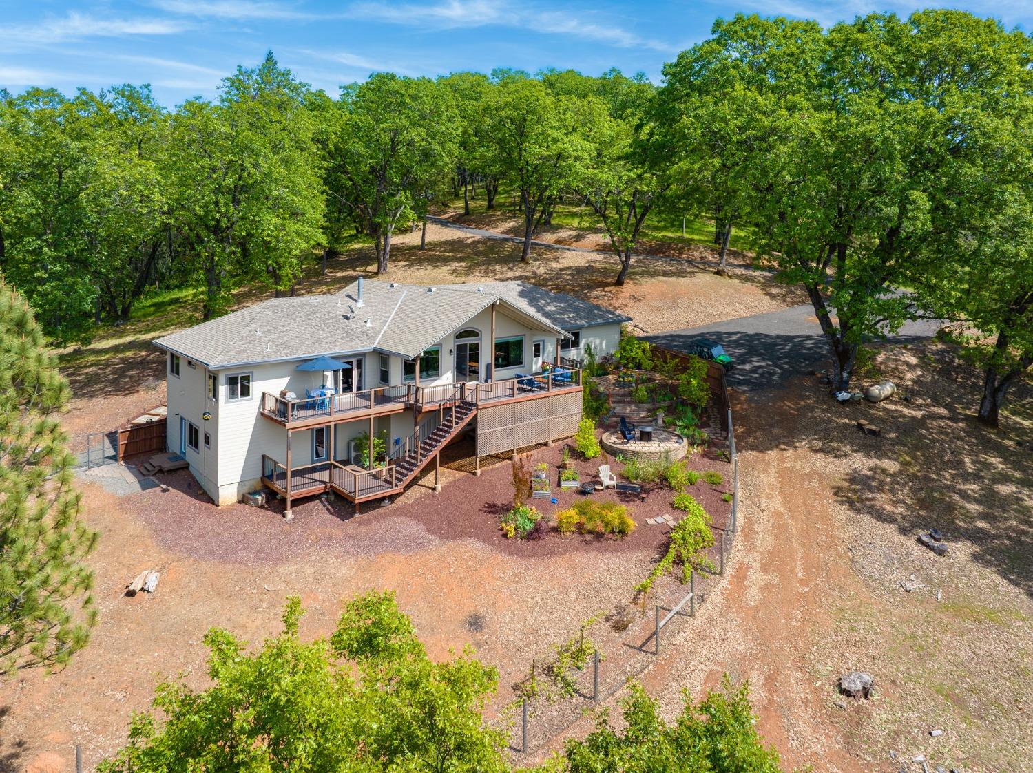 2555 Lake Van Giesen Road