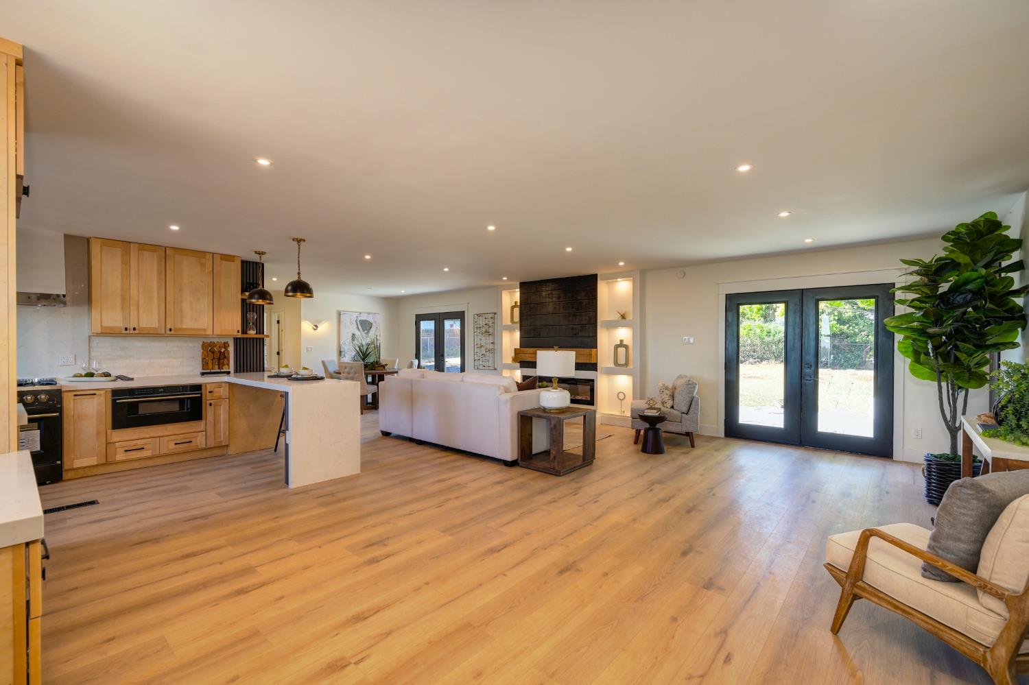 12445 Ladd Lane