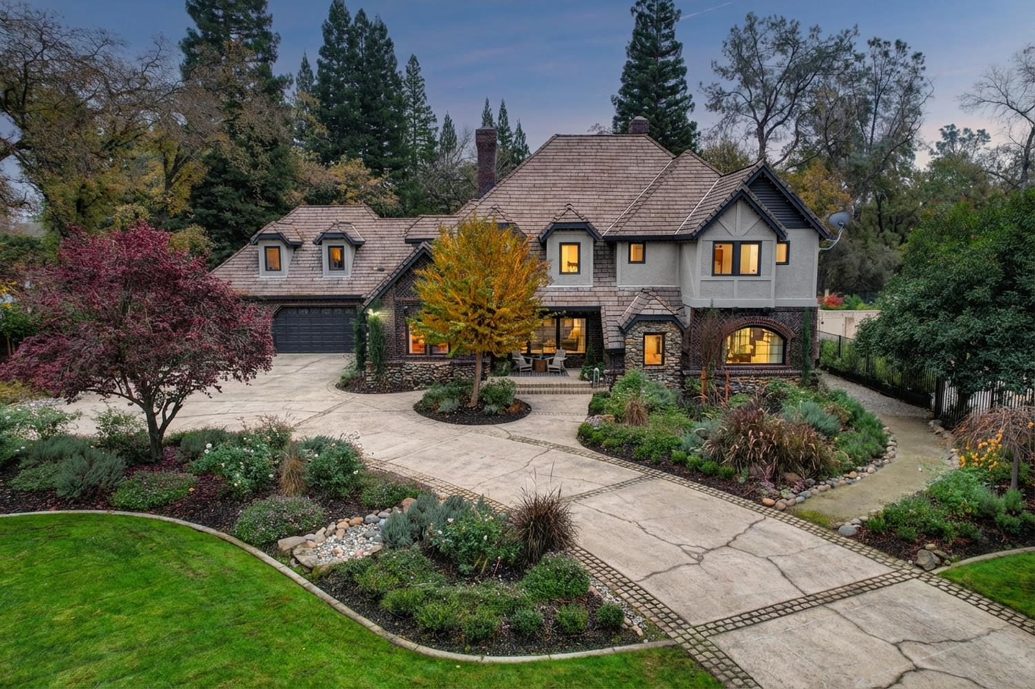 8060 Shelborne Drive