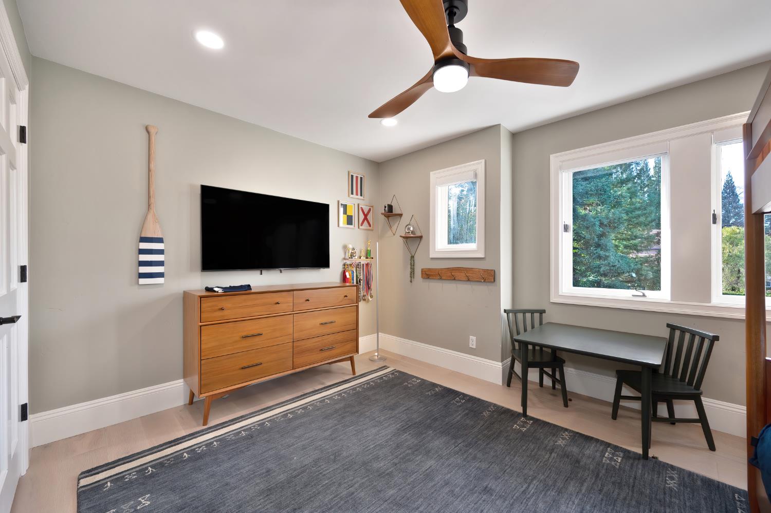 8060 Shelborne Drive