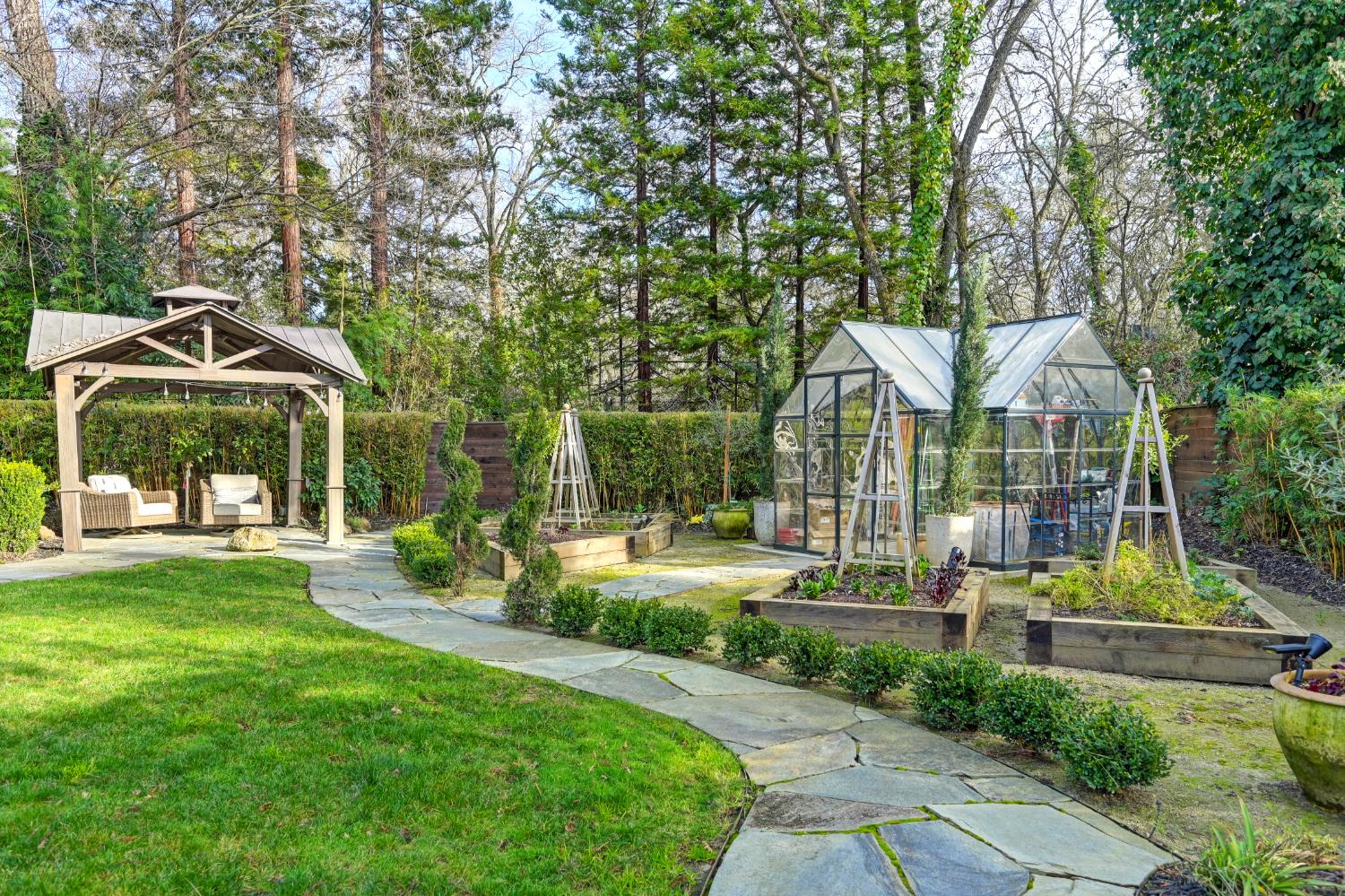 8060 Shelborne Drive