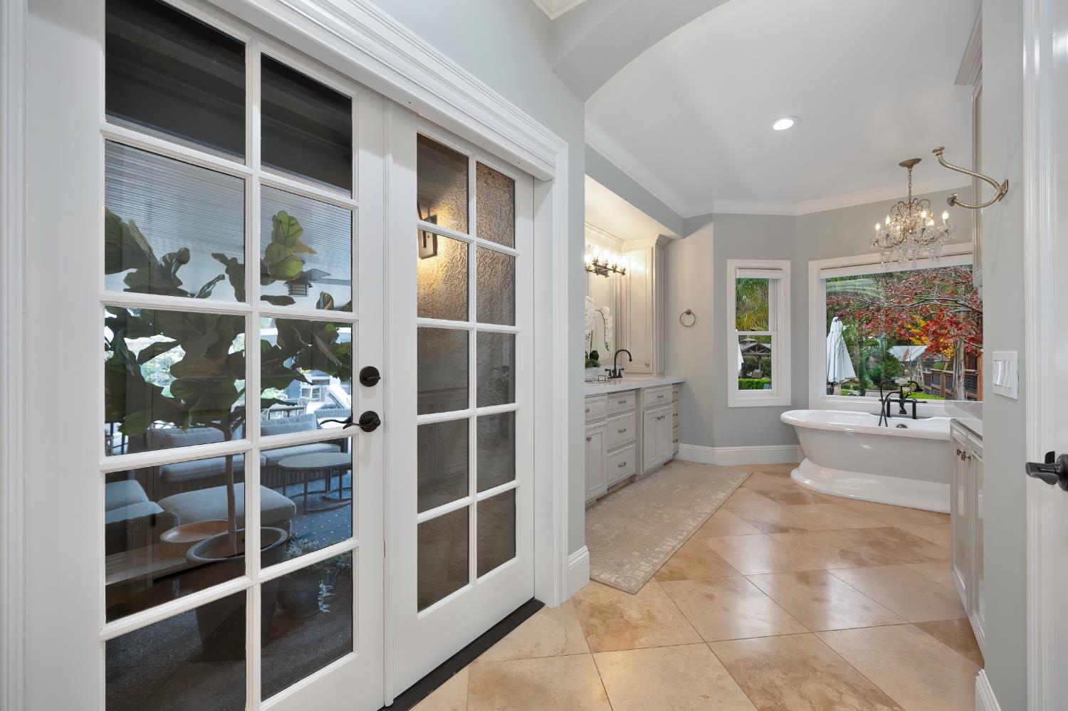 8060 Shelborne Drive