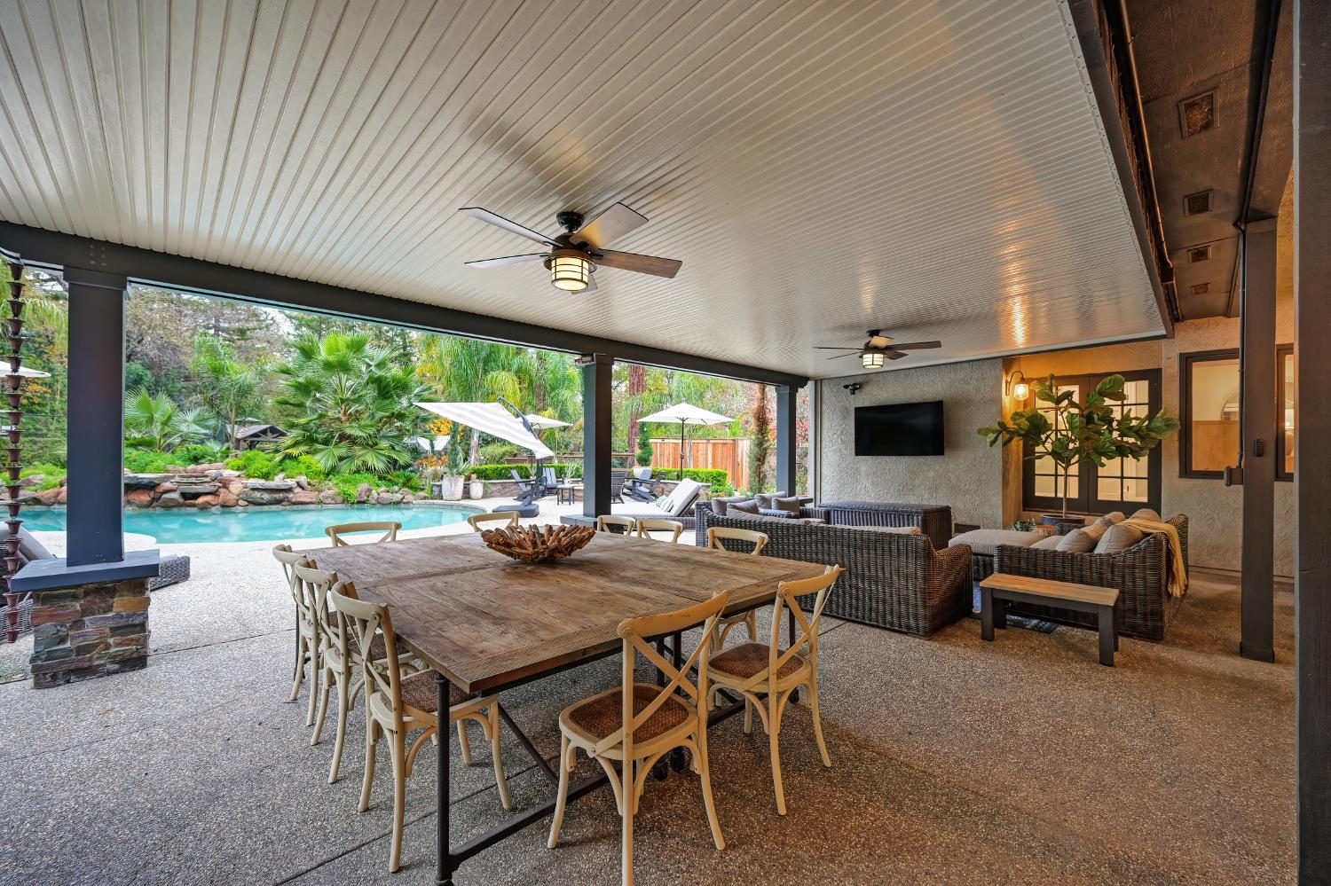 8060 Shelborne Drive