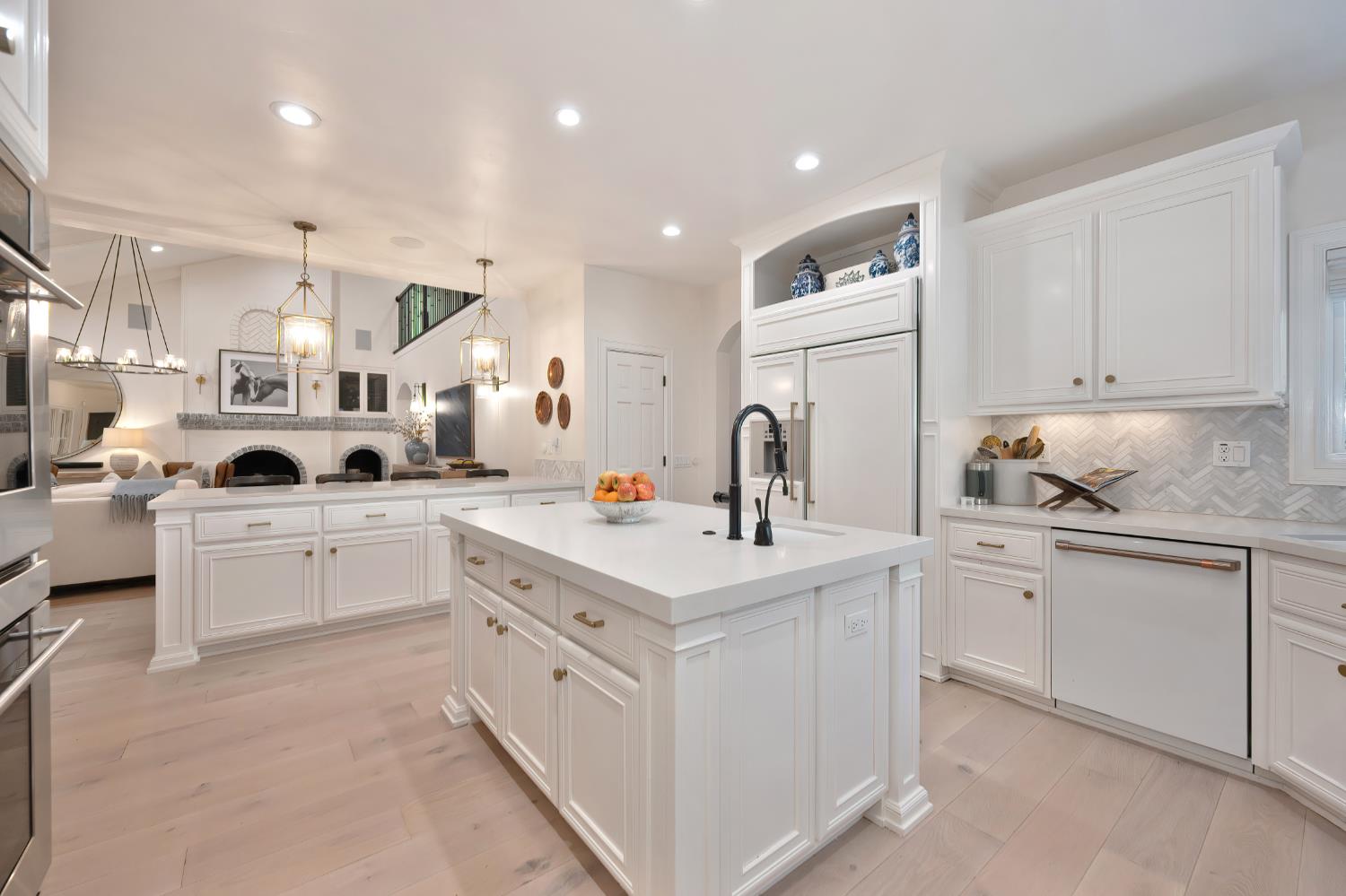 8060 Shelborne Drive