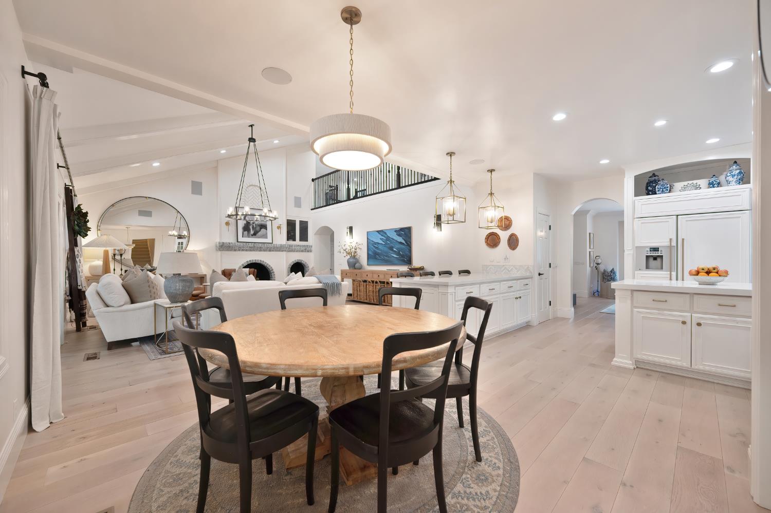 8060 Shelborne Drive