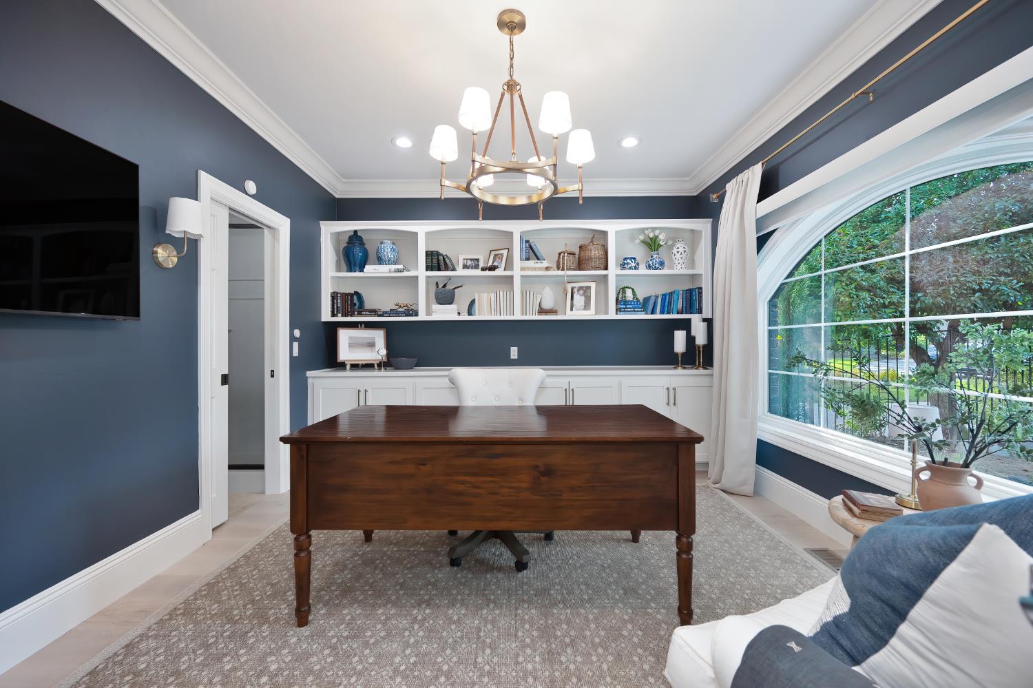 8060 Shelborne Drive