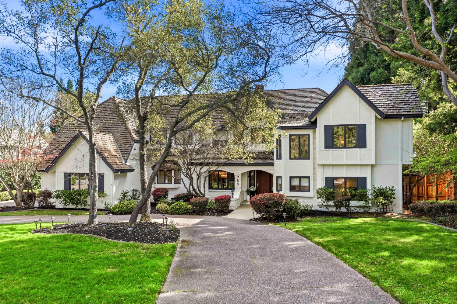 7475 Shelborne Drive