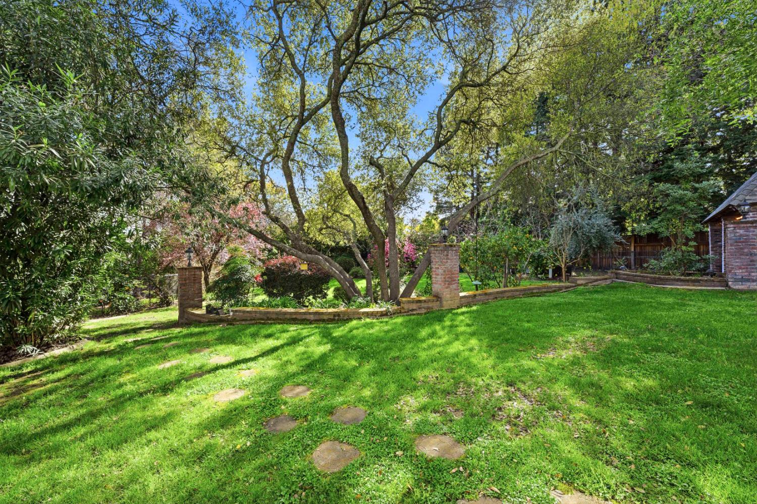 7475 Shelborne Drive