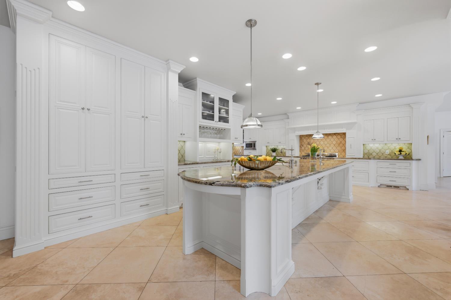 7475 Shelborne Drive