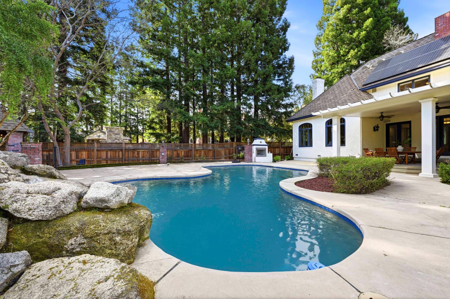 7475 Shelborne Drive