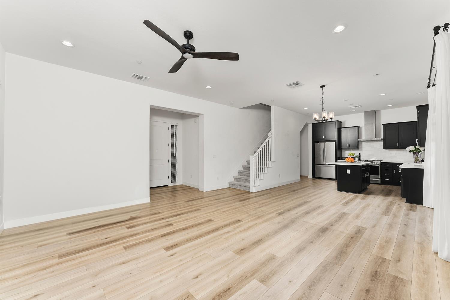 5520 Twin Bridges Loop