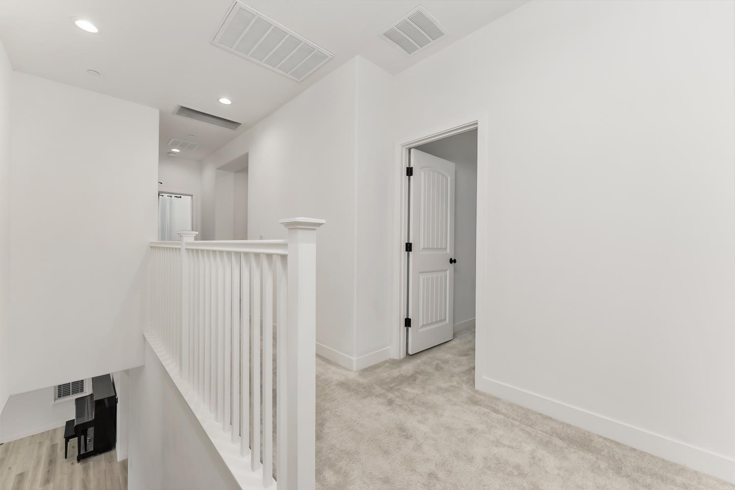 5520 Twin Bridges Loop