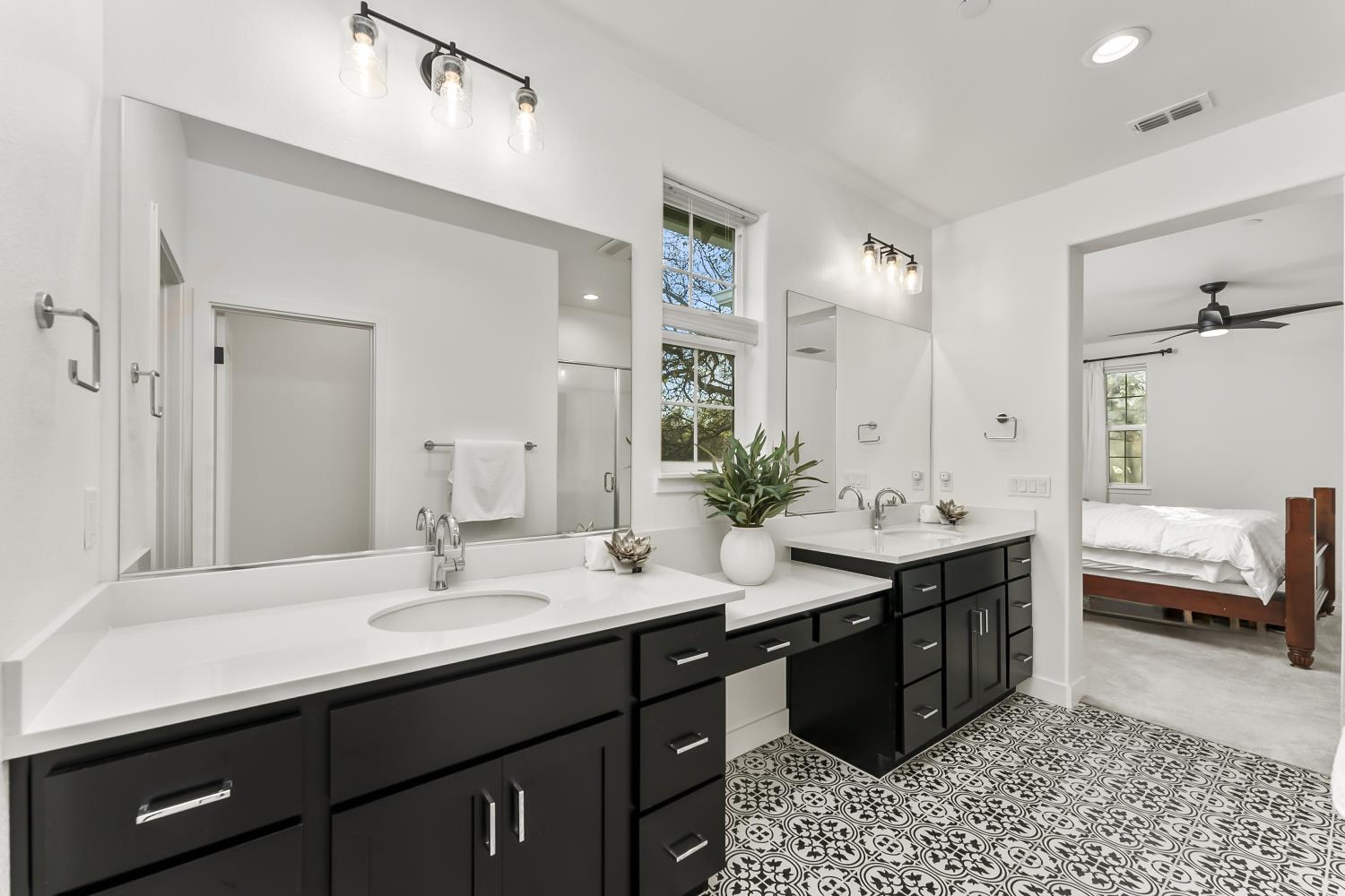 5520 Twin Bridges Loop