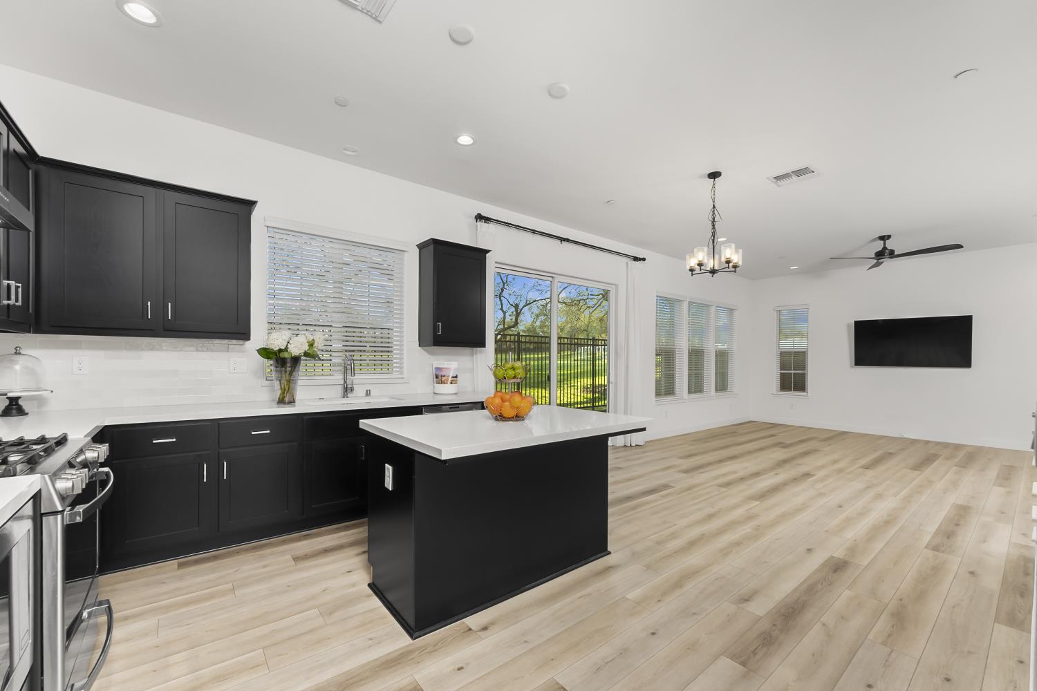 5520 Twin Bridges Loop