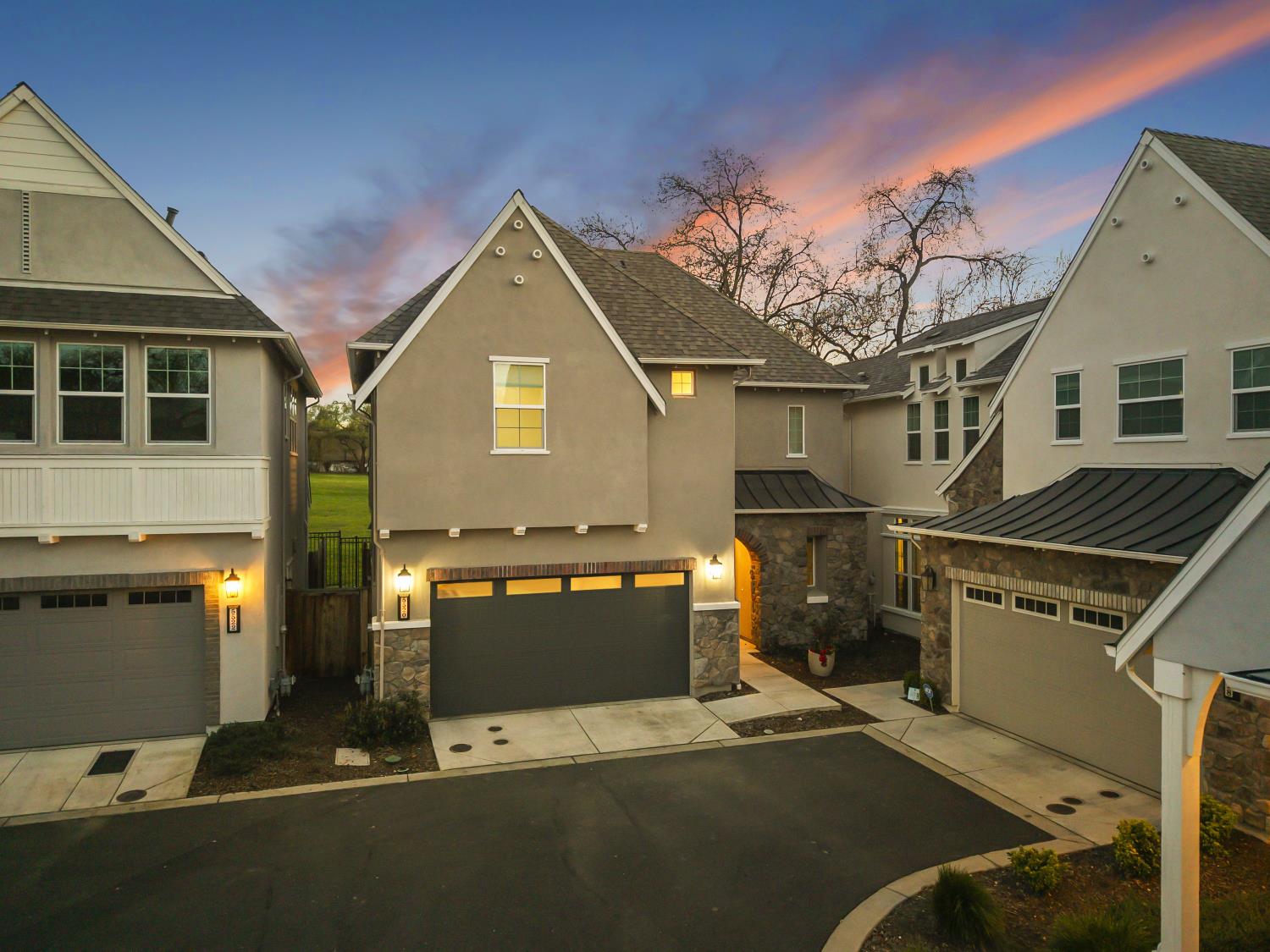 5520 Twin Bridges Loop