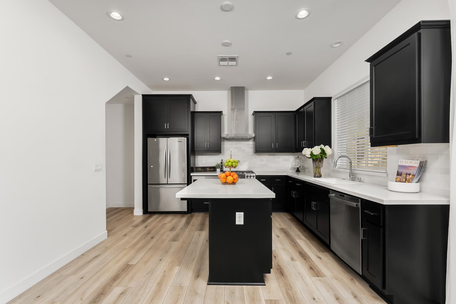 5520 Twin Bridges Loop