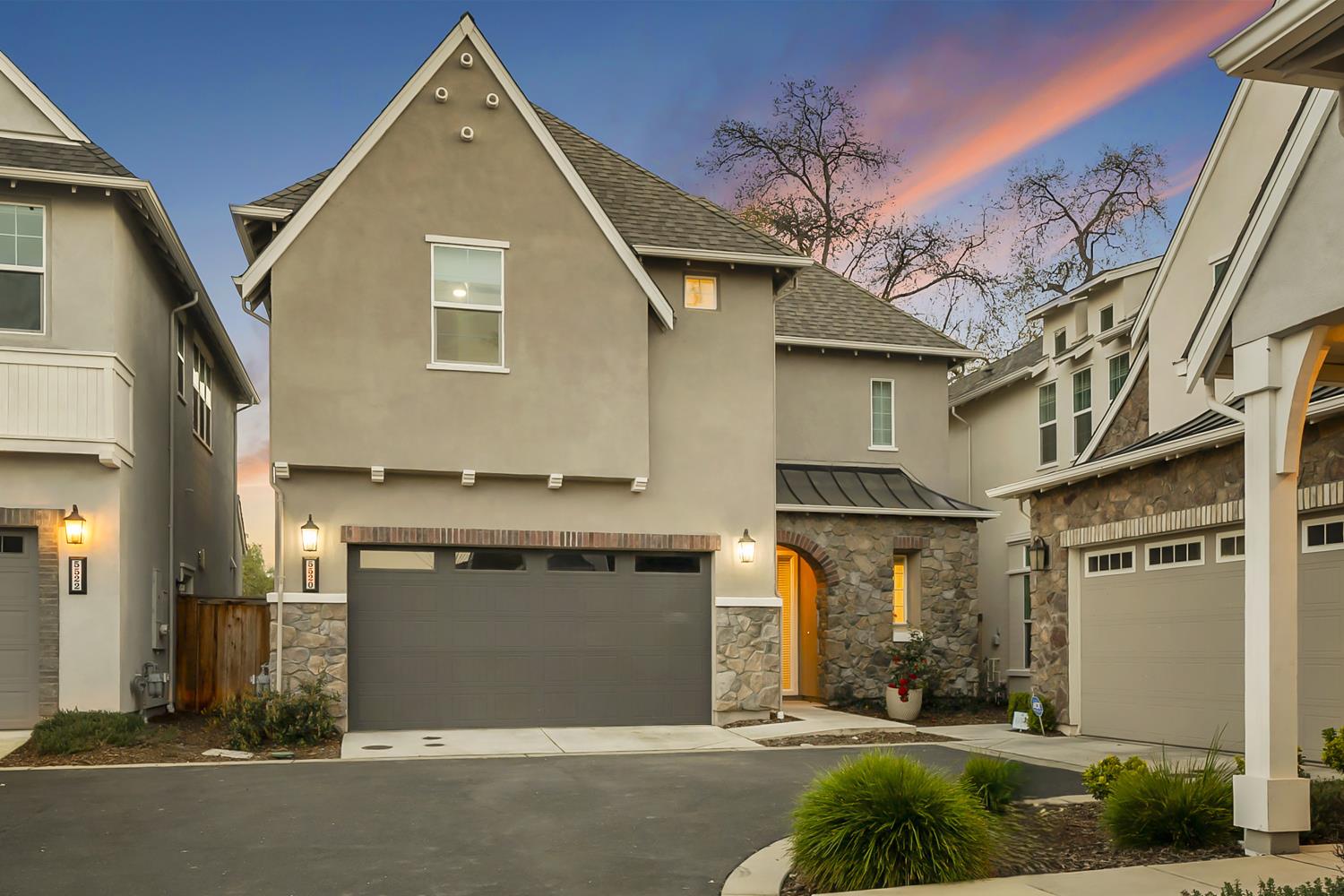 5520 Twin Bridges Loop