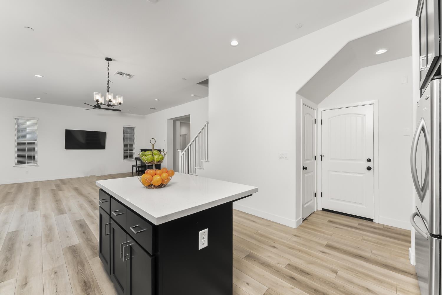 5520 Twin Bridges Loop