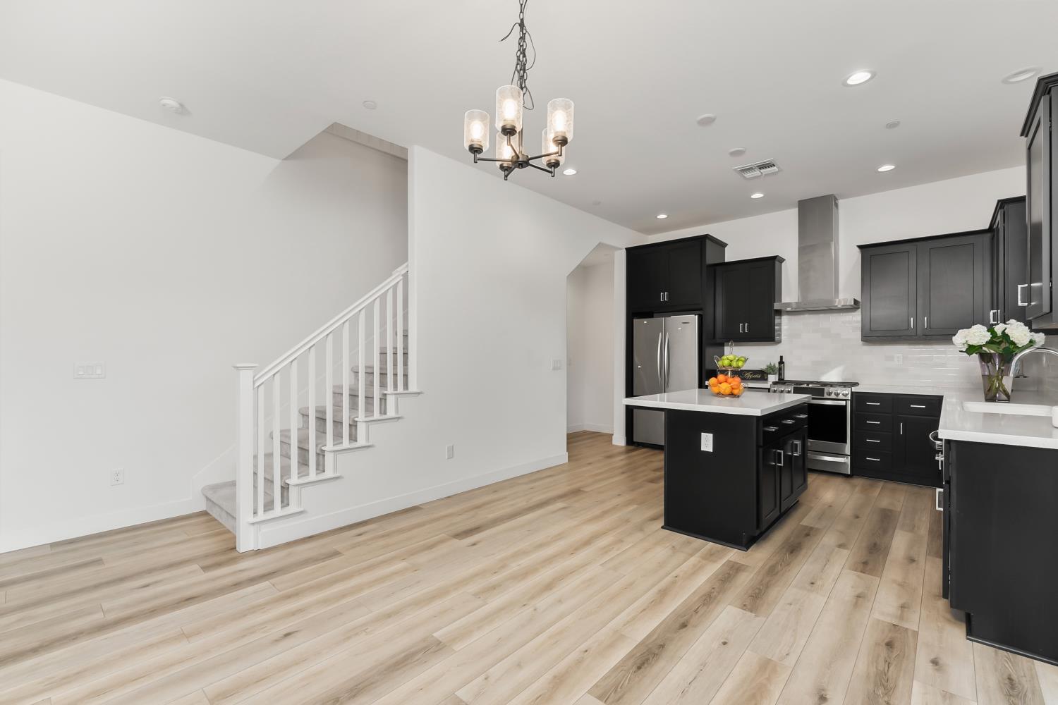 5520 Twin Bridges Loop