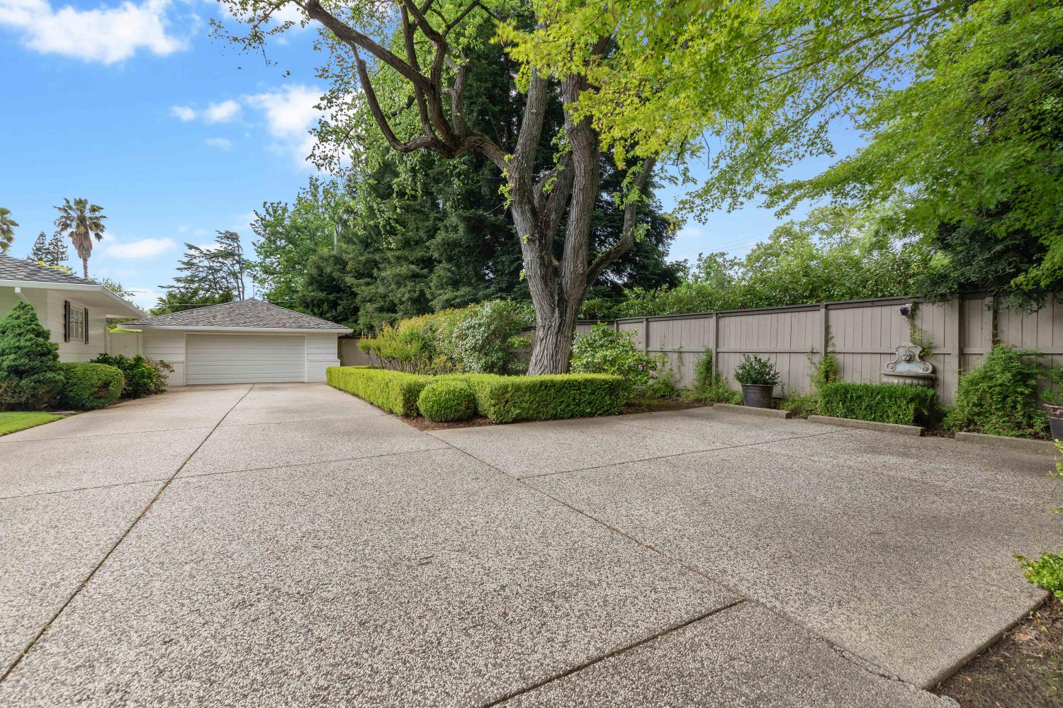 400 Crocker Road