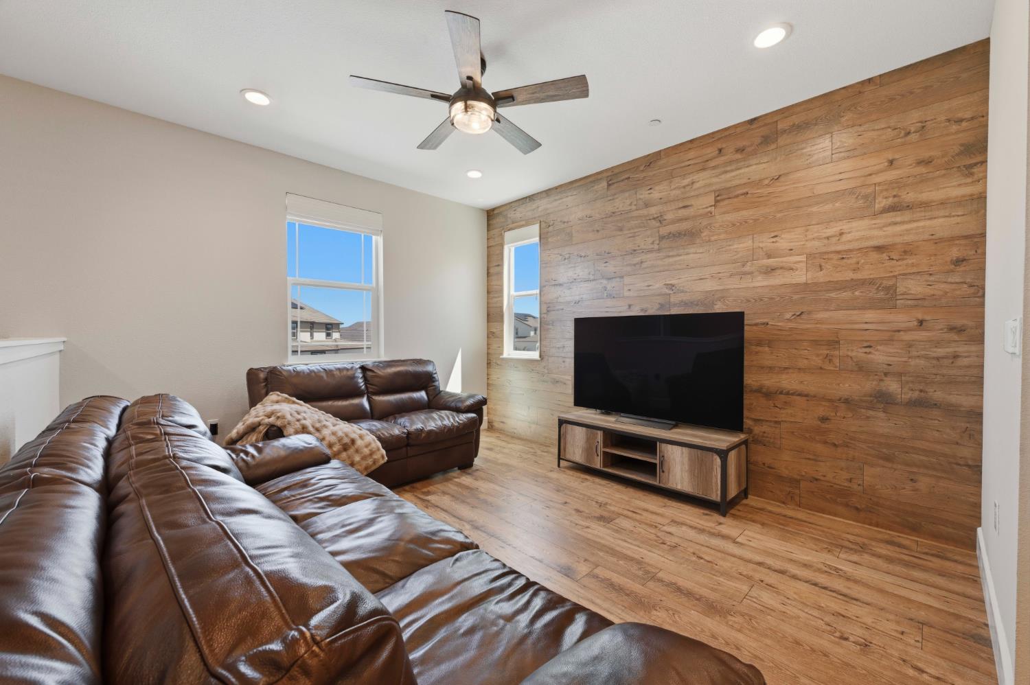 841 Rosette Court