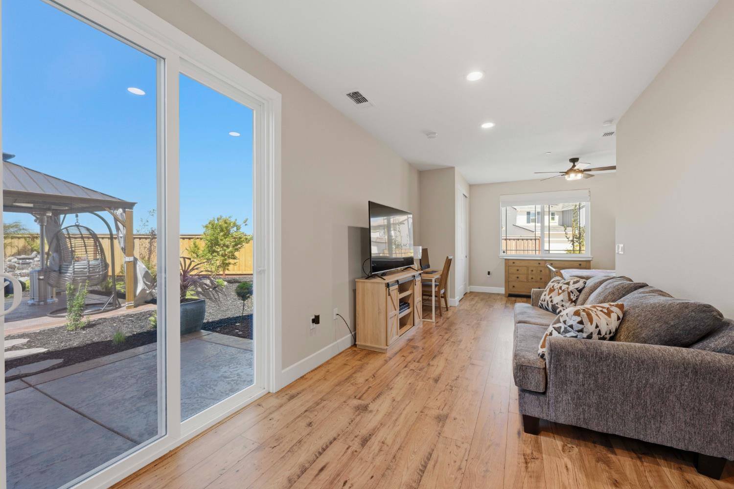 841 Rosette Court