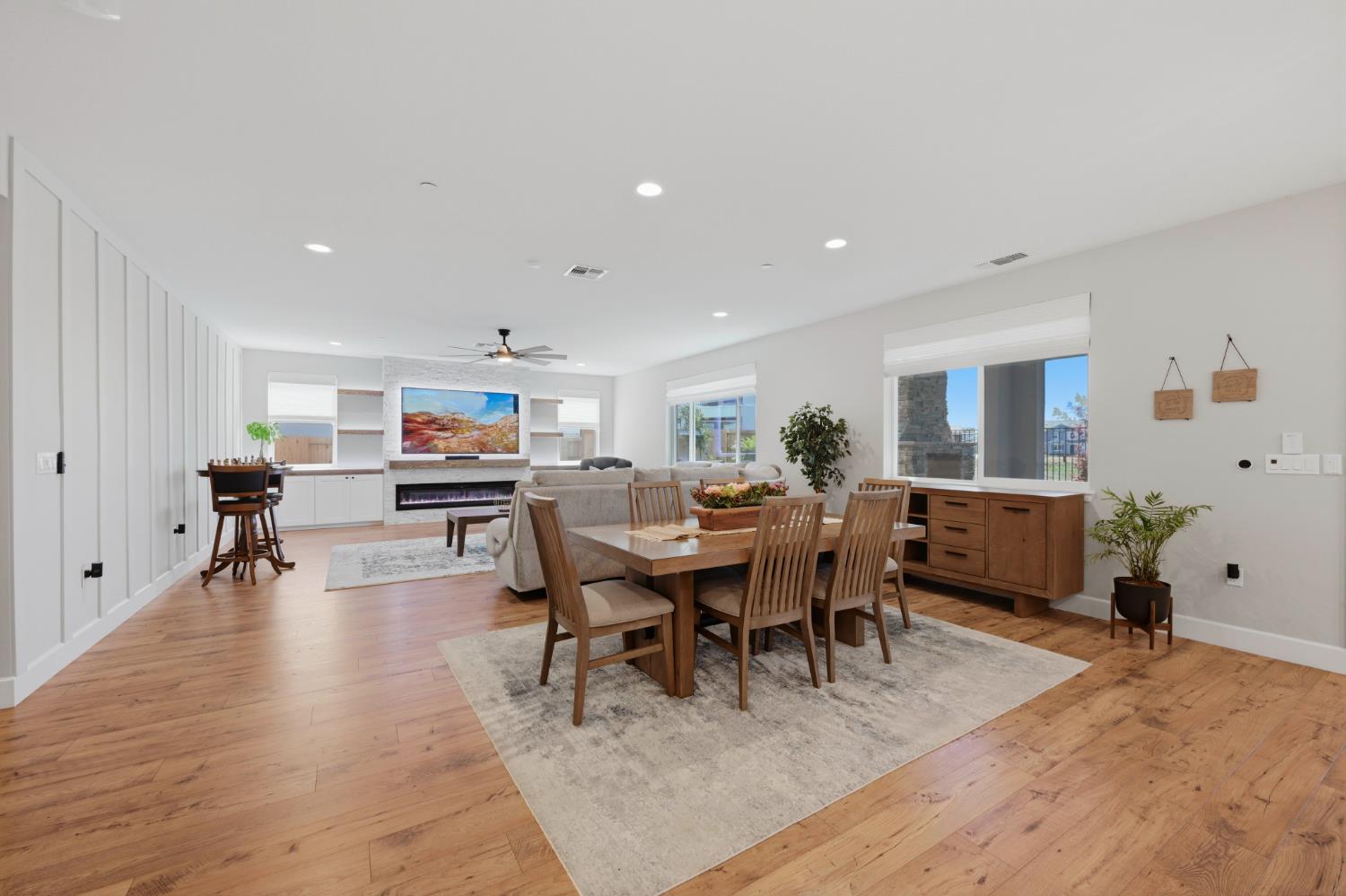 841 Rosette Court