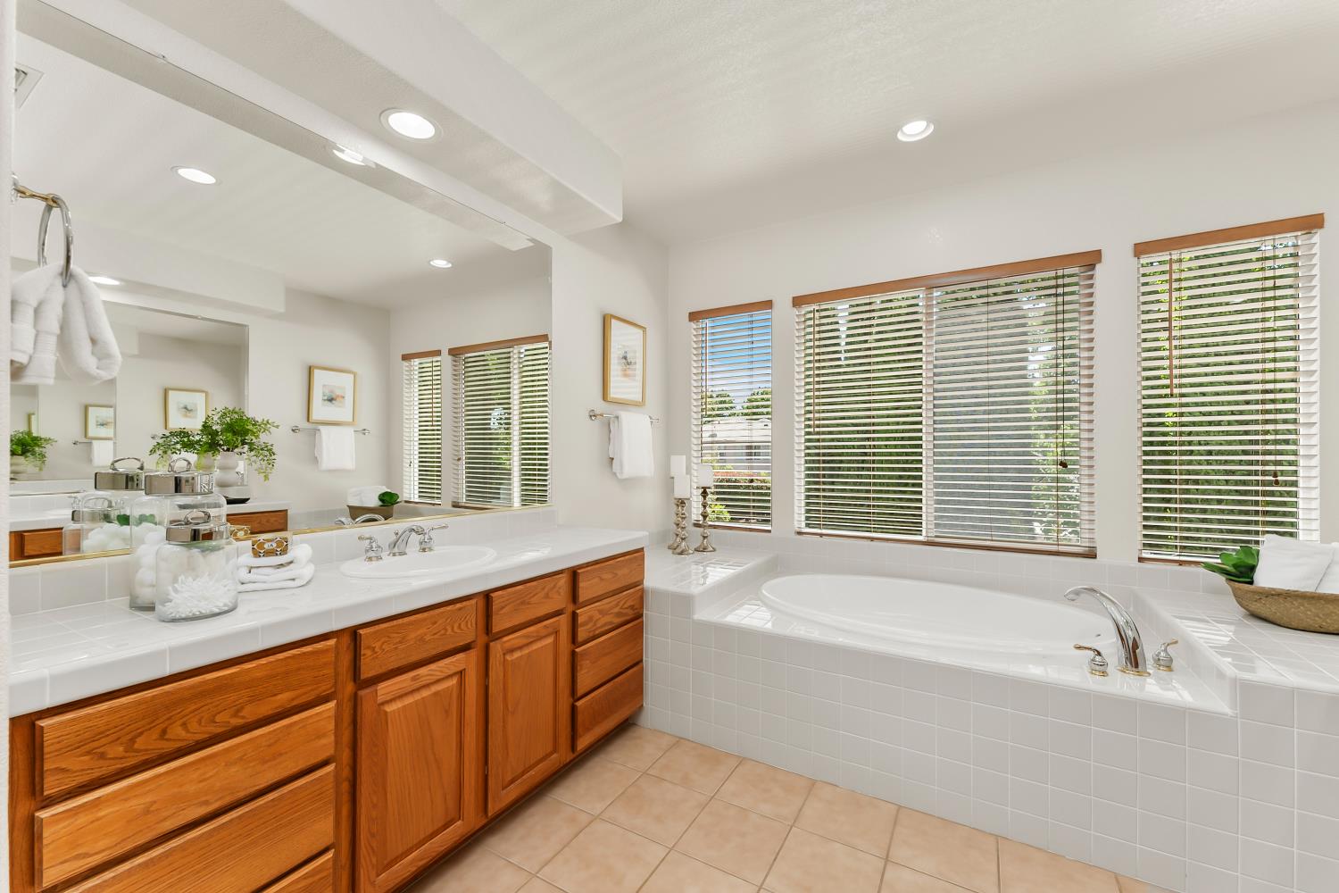 116 Wolf River Court