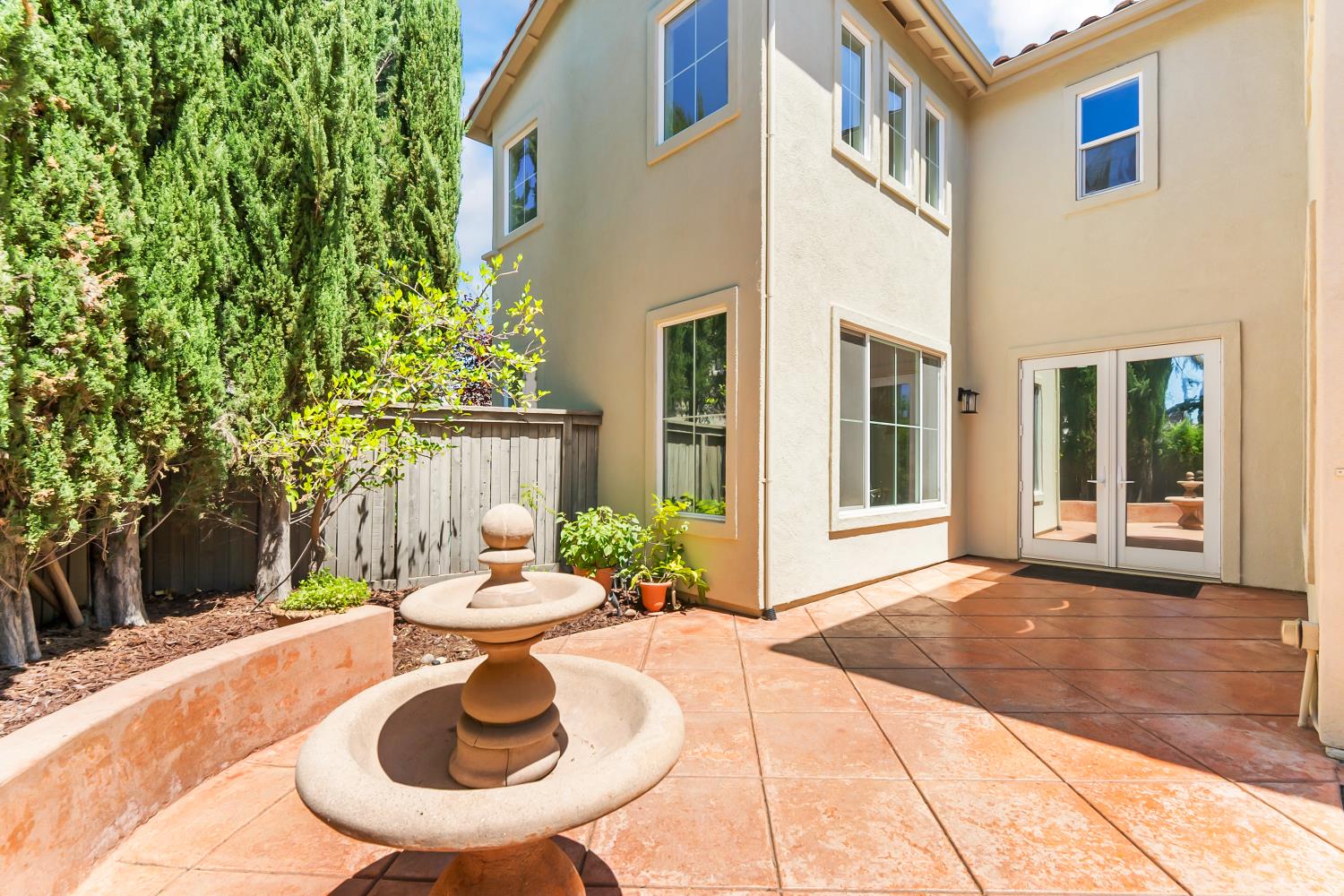116 Wolf River Court