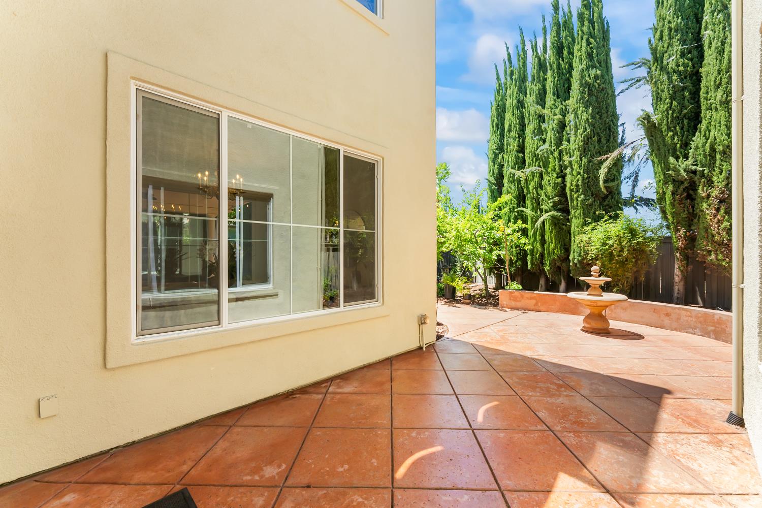 116 Wolf River Court