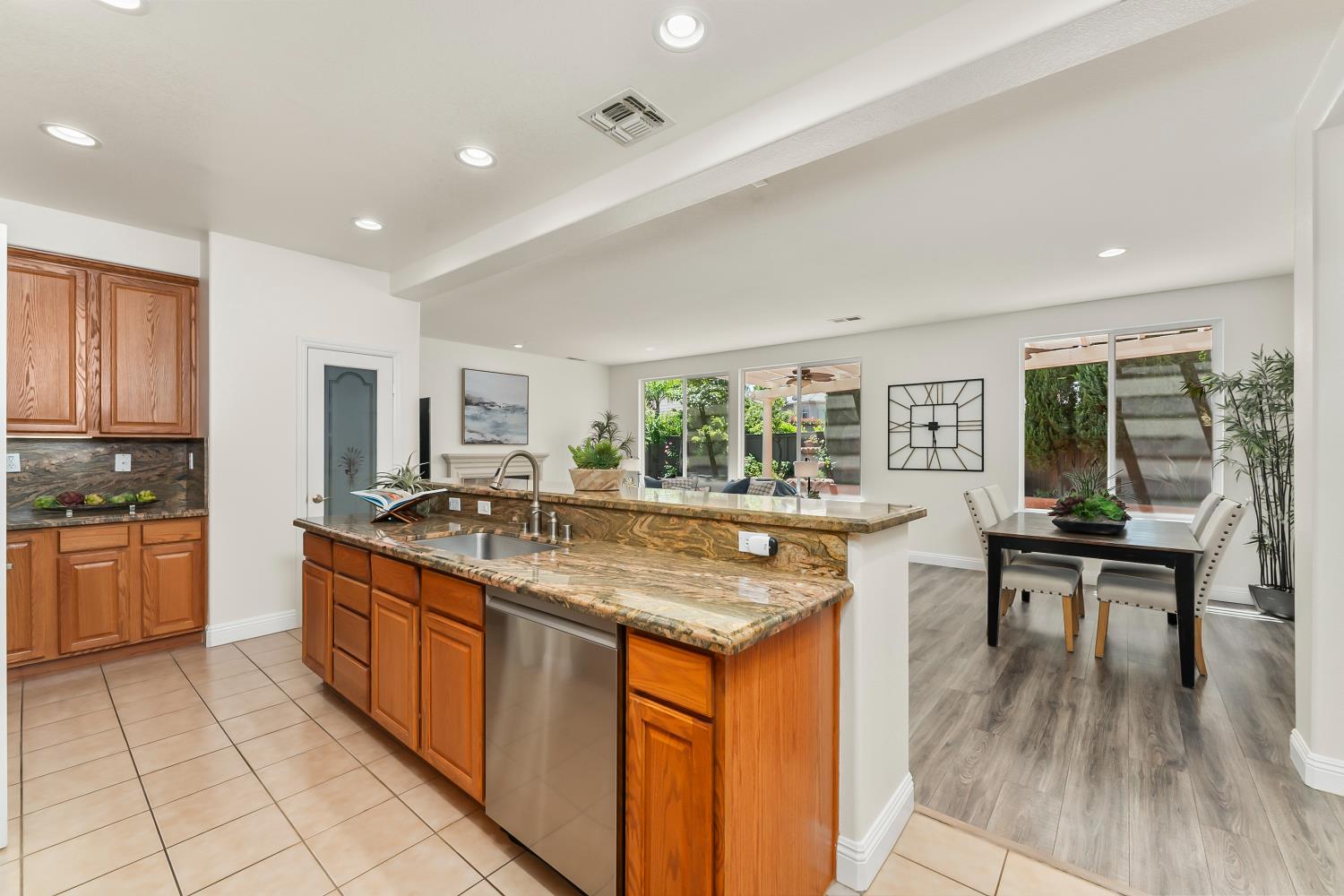116 Wolf River Court