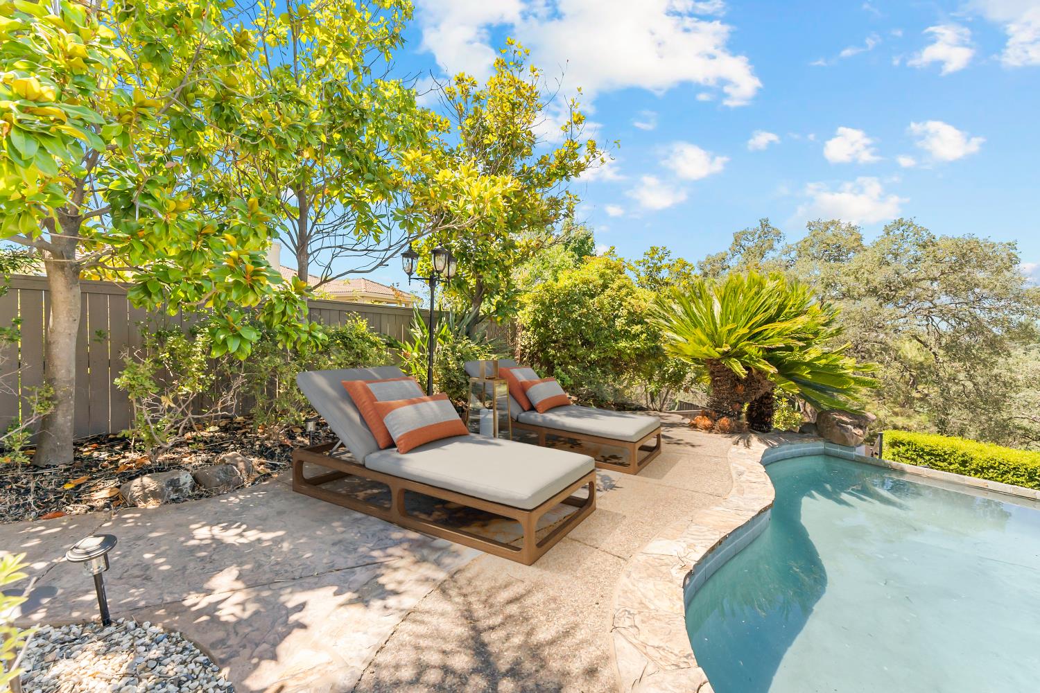 1580 Vista Ridge Way