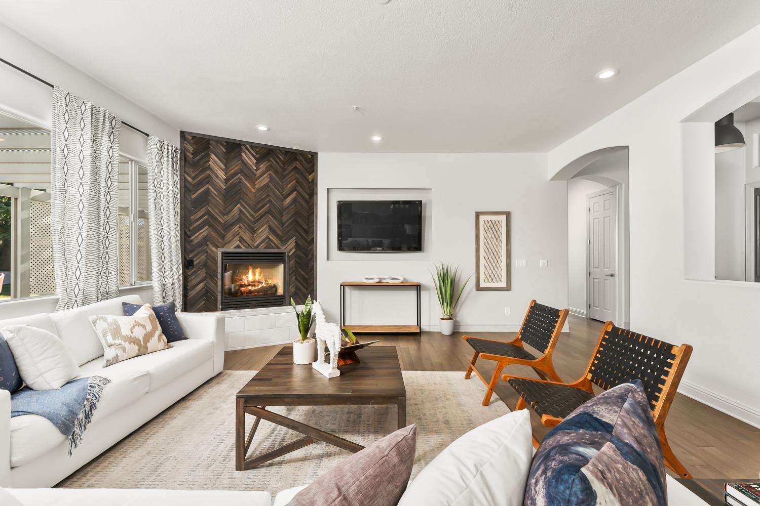 4704 Gatwick Court