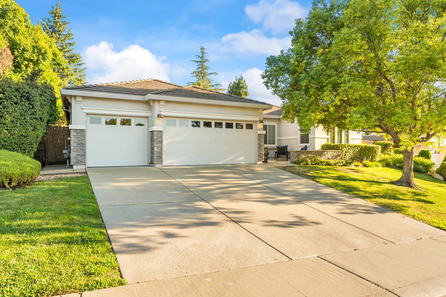 4704 Gatwick Court