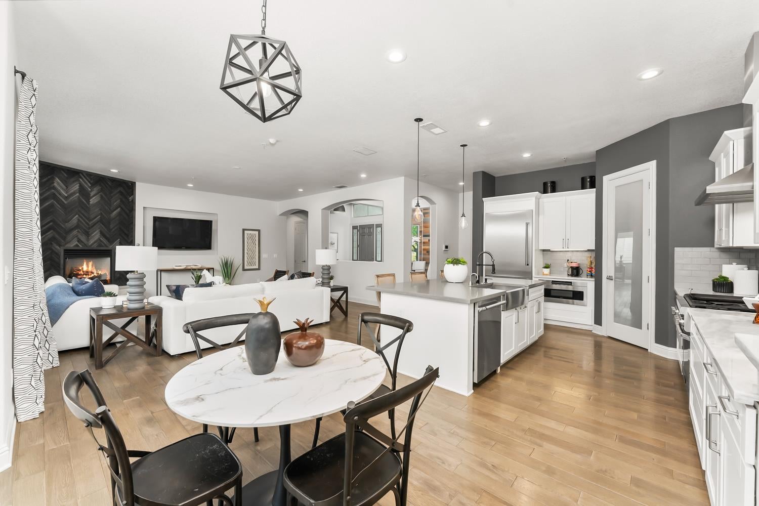 4704 Gatwick Court