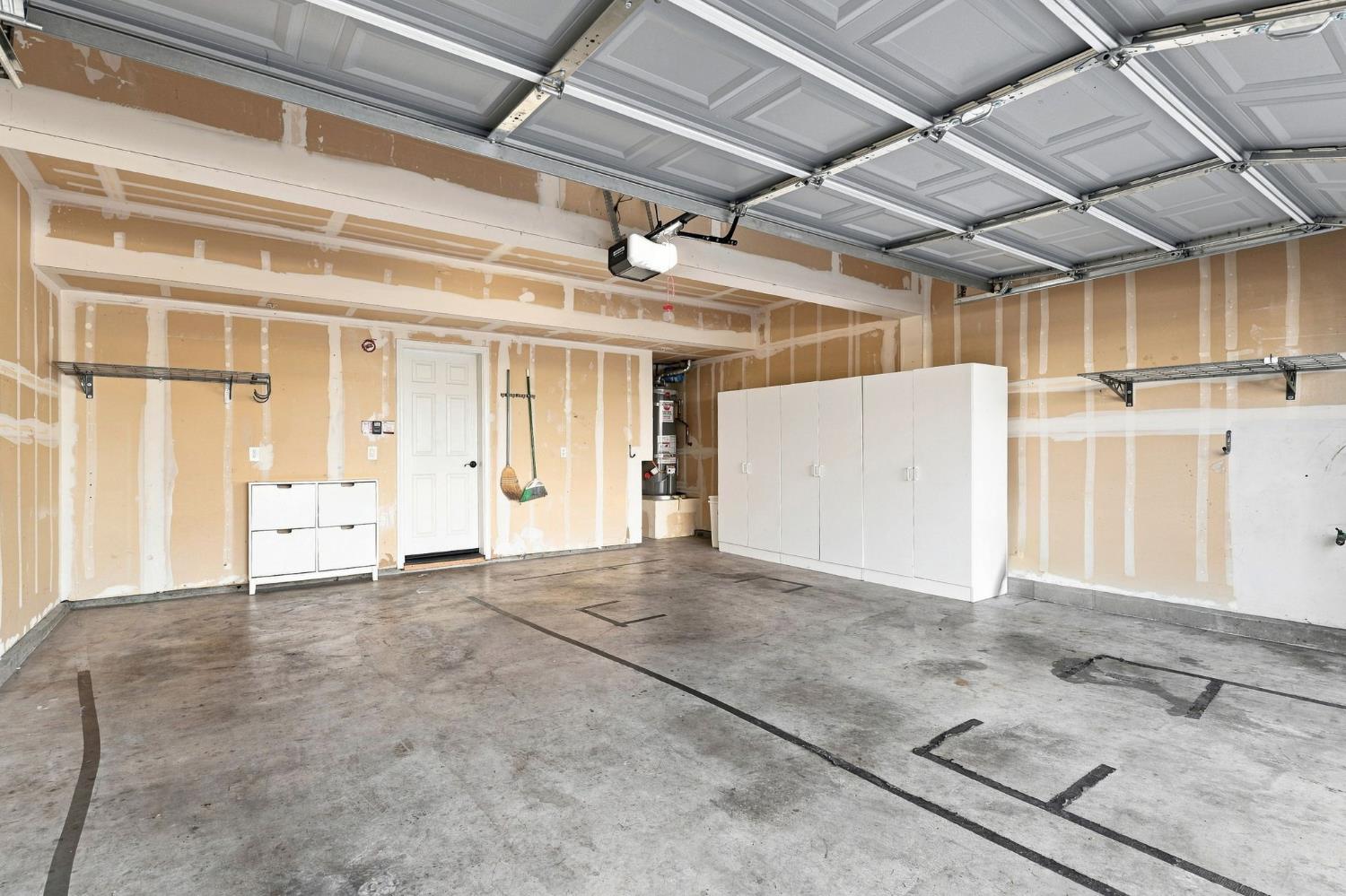 7515 Sheldon Road 14103