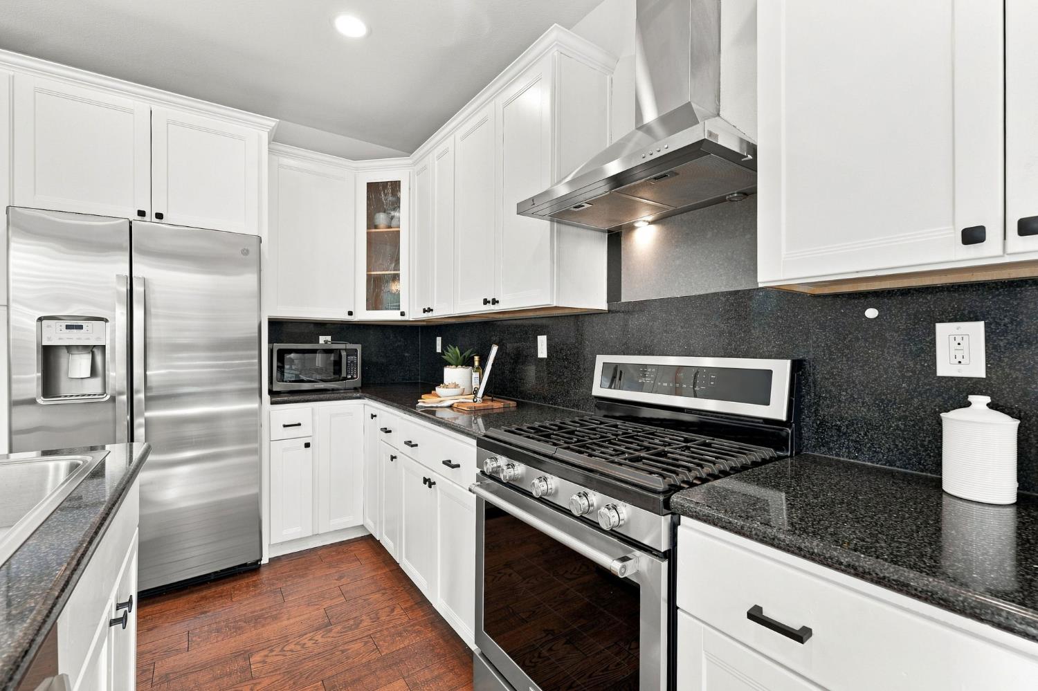 7515 Sheldon Road 14103
